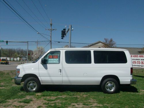 Church van ford e150 12 passenger