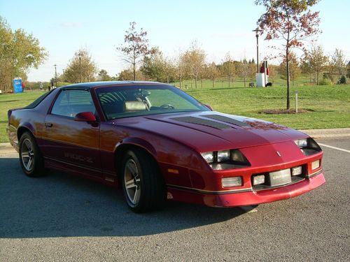 1987 chevrolet camaro z28 iroc-z  5.7l