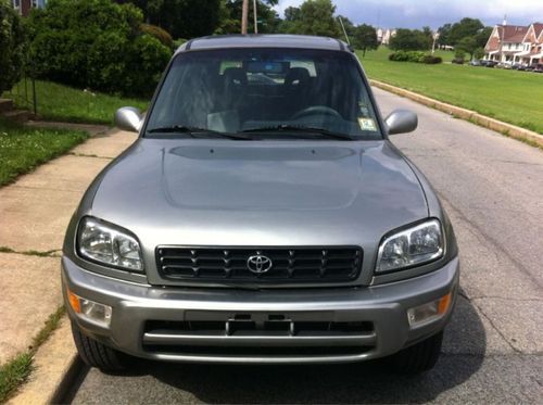 1999 toyota rav4 base sport utility 4-door 2.0l