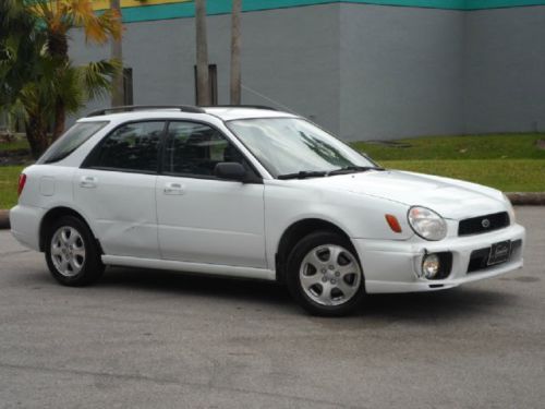 2.5l ts wagon 5 speed manual awd white/gray fog lights