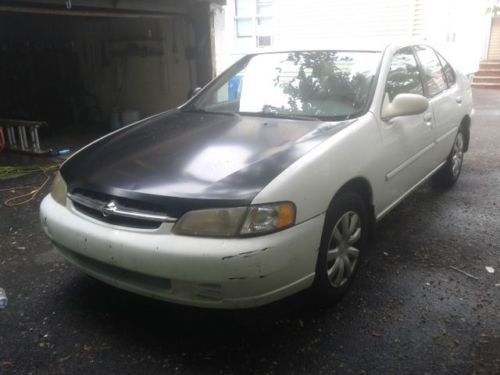 1999 nissan altima gxe sedan 4-door 2.4l