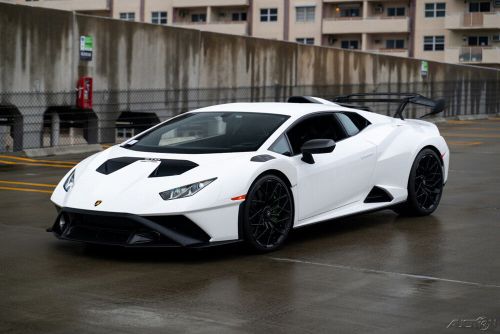 2021 lamborghini huracan sto