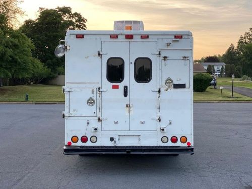 2007 gmc savana 3500 box truck 52k low miles runs like new no reserve