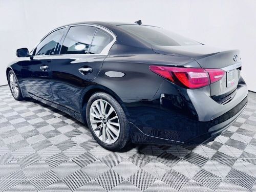 2023 infiniti q50 luxe