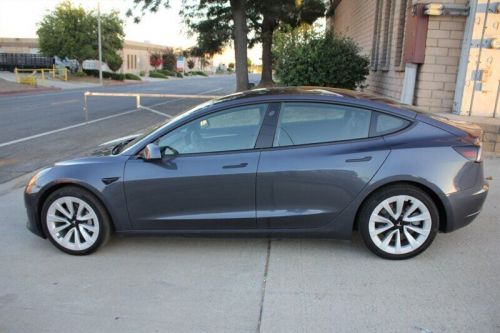 2022 tesla model 3