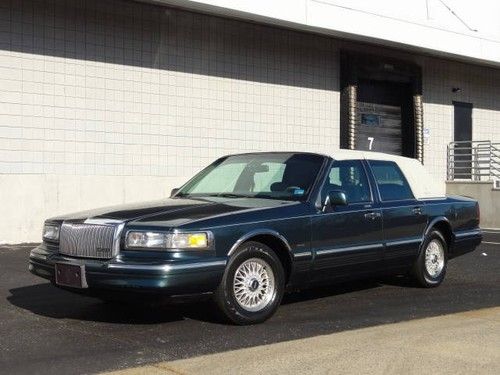 1996 lincoln town car sgnature series sedan roadster beautiful nr!!!