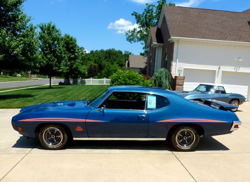 1970 pontiac gto judge 400/366 ram air iii, 4-spd. rotisserie restoration! mint!