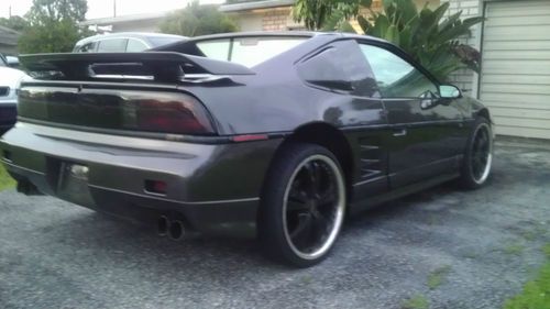 Pontiac fiero gt fastback  custom! 18" low profile, leather! new paint!