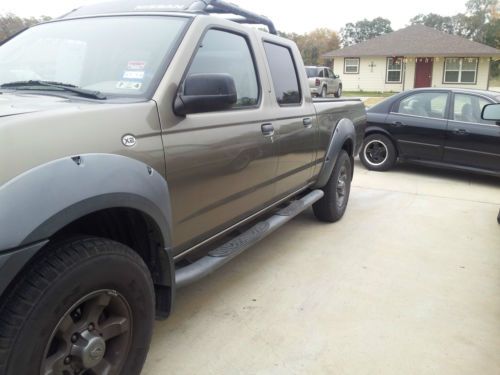 2002 nissan frontier se crew cab pickup 4-door 3.3l