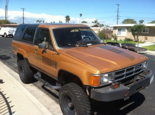 1985 toyota 4runner sr5 sport utility 2-door 2.4l