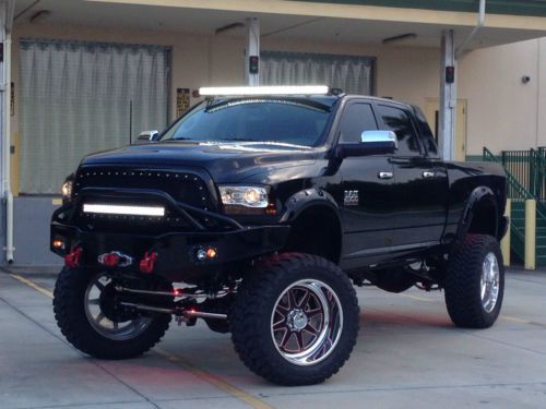 2013 2500 ram mega cab 4x4 lifted