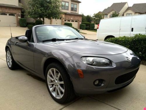 2006 mazda mx-5 miata touring convertible 2-door 2.0l 75800 no reserve