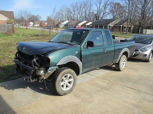 2002 nissan frontier xe extended cab pickup 2-door 2.4l wrecked