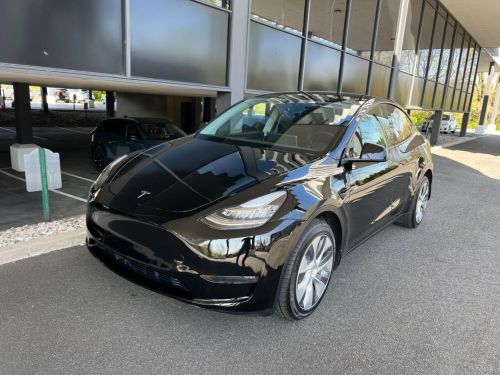 2023 tesla y 1-owner * 43,000 miles