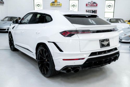 2024 lamborghini urus s