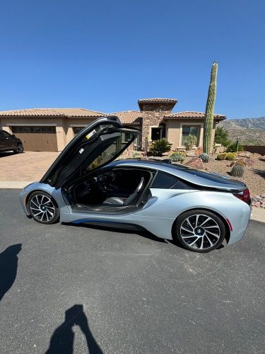 2016 bmw i8