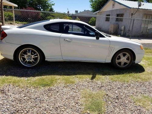 2004 hyundai tiburon