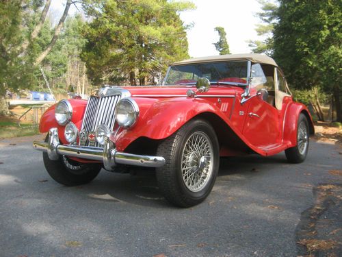 Red 1954 mgtf