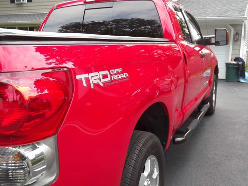 2010 toyota tundra base crew cab pickup 4-door 5.7l iforce