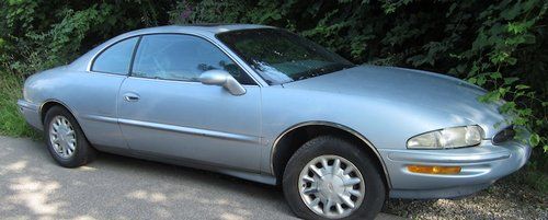 1995 buick riviera base coupe 2-door 3.8l