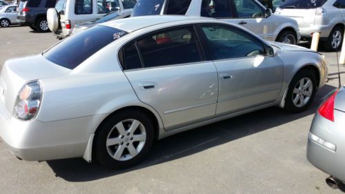 2002 nissan altima s sedan 4-door 2.5l