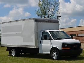 2005 gmc savana 3500 16ft box truck! (10 trcuks left)  liqudiation sale!