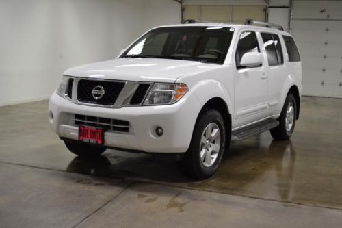 11 nissan pathfinder sv auto 4wd cloth seats back up camera running boards tow