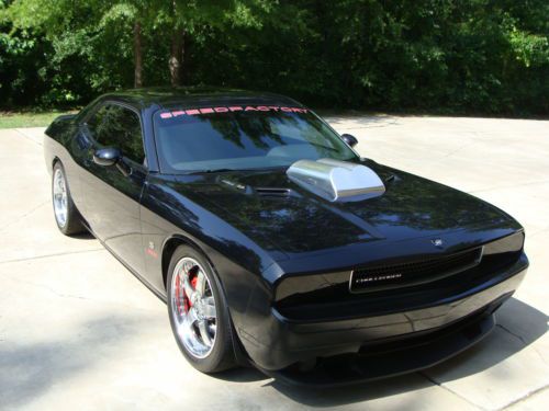 2009 speedfactory 426 conversion challenger, vortech sc,  900hp! 4800 miles...