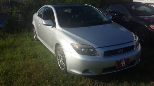 2005 scion tc base coupe 2-door 2.4l