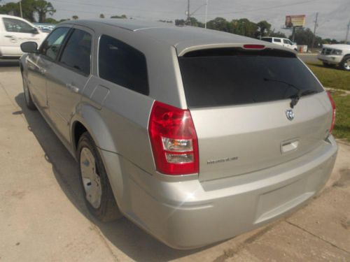 2006 dodge magnum base