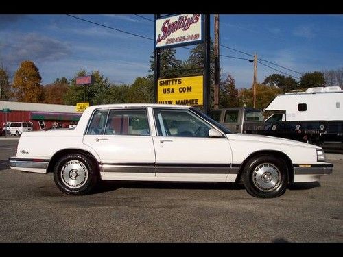 1990 buick park avenue electra automatic sedan low miles 3800 v6 great fuel mpg