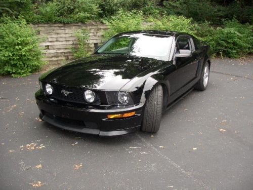 2008 ford mustang gt coupe 2-door 4.6l california special