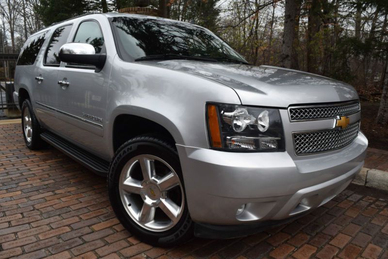 2013 chevrolet suburban 4wd  ltz-edition