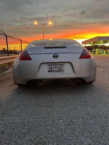 2015 nissan 370z base