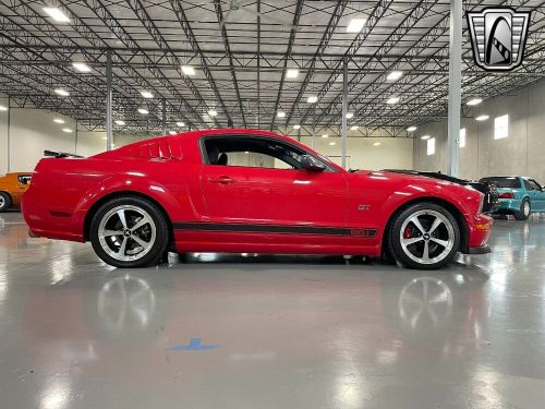 2005 ford mustang gt