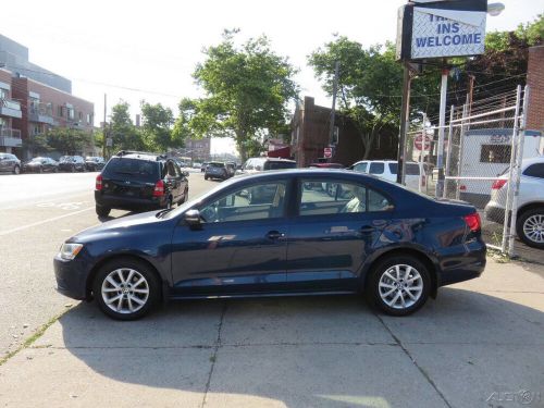 2011 volkswagen jetta se pzev 4dr sedan 6a