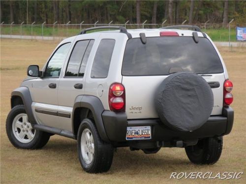 2005 jeep liberty ** 6 speed manual **