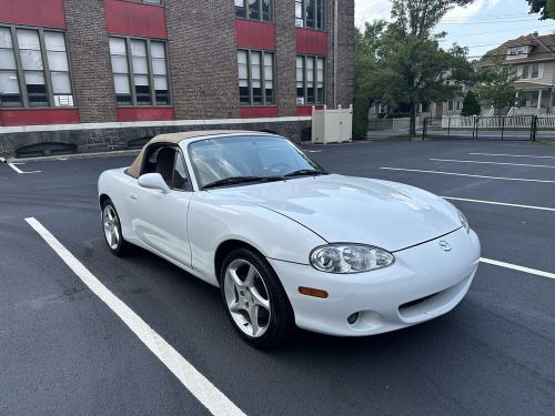 2004 mazda mx-5 miata base