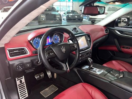 2015 maserati ghibli s q4 luxury pkg $93k msrp