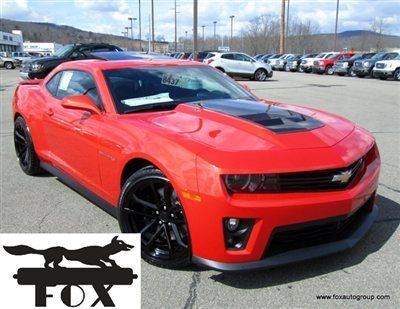 Zl1 6.2l supercharged v8 leather sunroof 6-spd manual navigation 8437n