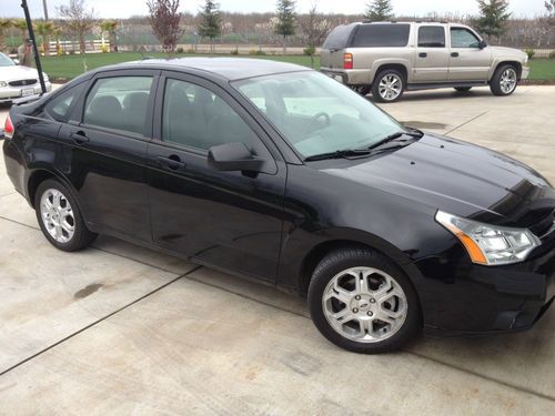 2009 ford focus ses sedan 4-door 2.0l