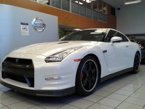 2014 nissan gtr