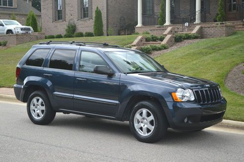 2008 grand cherokee laredo 4x4 - (3.7-liter v6 5-speed) w/mygig