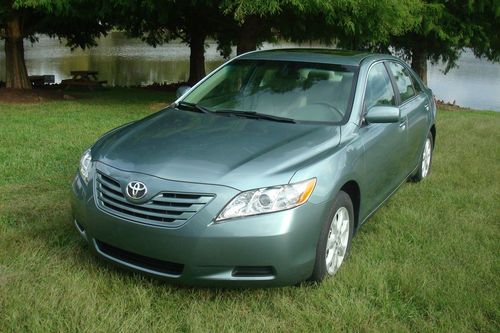 2009 toyota camry le sedan 4-door 2.4l