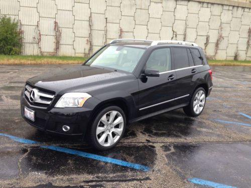 2011 mercedes-benz glk350 4matic. low mileage. great condition.