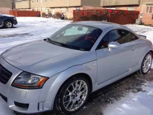 2006 audi tt quattro base coupe 2-door 3.2l s-line