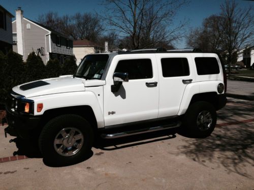 Hummer h3 navigation leather 76,800 miles tow package 4x4 white
