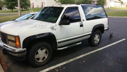 1993 gmc yukon 2 door 4 wheel drive