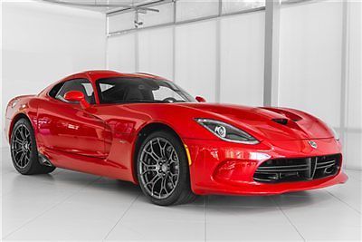 2013 dodge viper srt coupe - 485 miles - sabelt seats  track pack - $108840 msrp