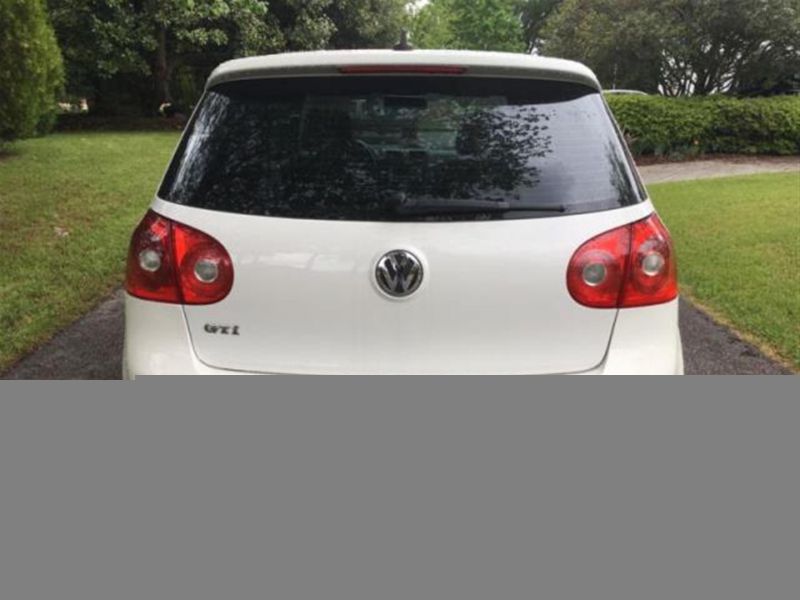 2009 volkswagen golf base hatchback 2-door